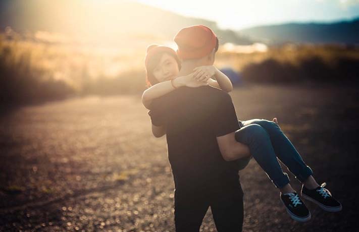 Chiêm giao mơ người yêu ngủ với mình là điềm báo gì? mo nguoi yeu