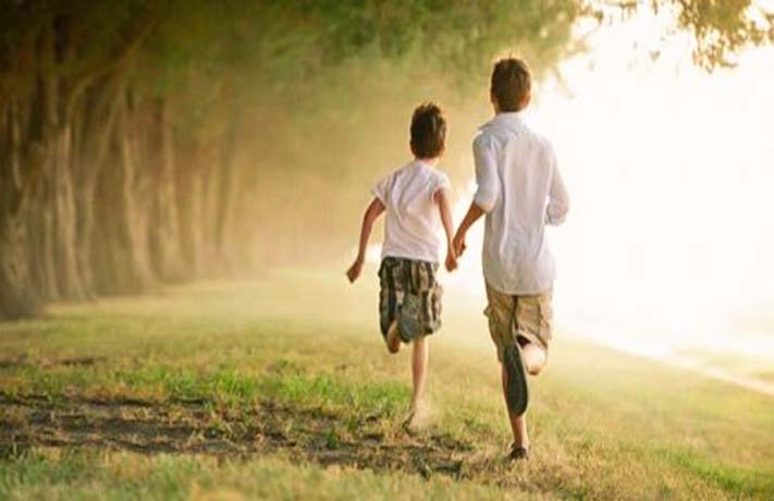 Trong mơ gặp bạn cũ thuở còn nhỏ có ý nghĩa gì - Gặp giấc mơ thấy bạn cũ đánh con gì mới chính xác? mo thay ban cu danh con gi